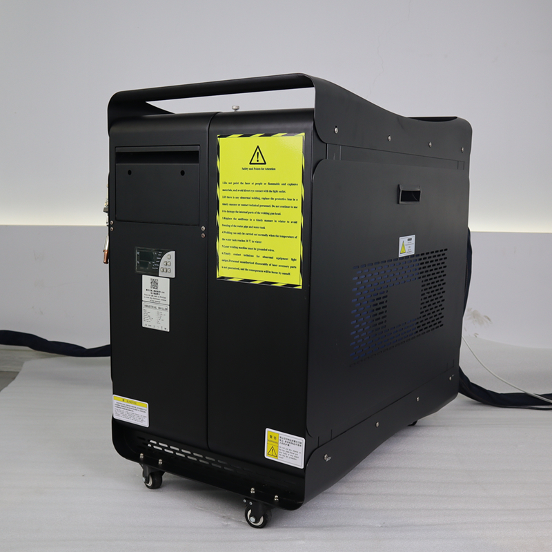 1500W 2000W 3000W Fiber Laser  - Industrial Fiber Laser Cutting Machine 评论和价格